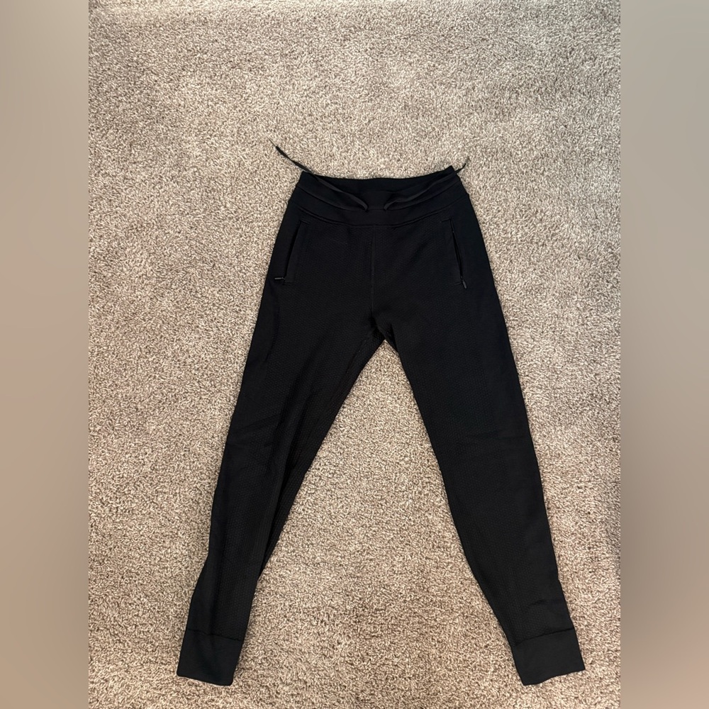 Lululemon Joggers Black Bottoms